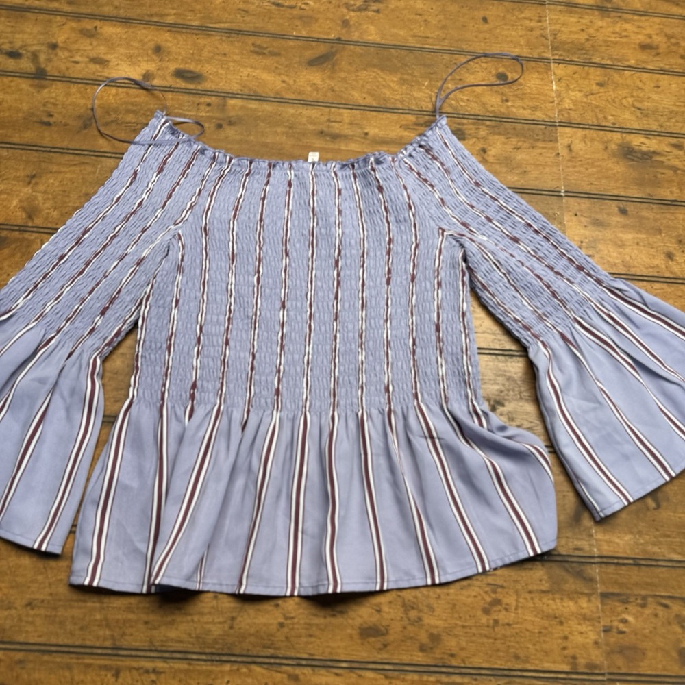 CANDIES Shirts, Women's /teenage Size‎ Medium , lavender  Off Shoulder,